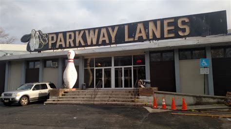 Bowling Alley «Parkway Lanes», reviews and photos, 200 US-46, Elmwood ...