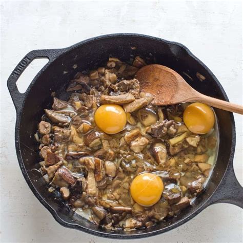 Scrambled Eggs with Mushrooms (Czech Smazenice)