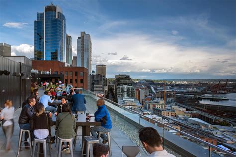 Rooftop Bar Seattle | Thompson Seattle - The Nest | Cocktail Lounges Seattle