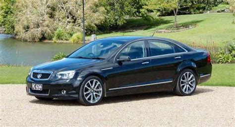 Holden Statesman Caprice V8 - Byron Bay Luxury Transfers