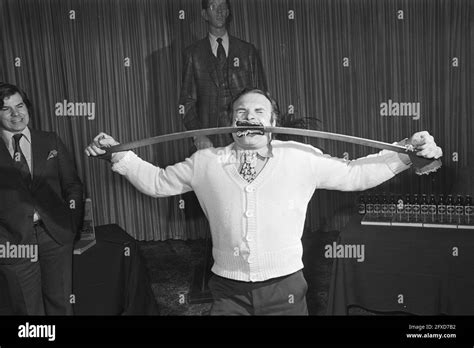 World strongest man 1977 Black and White Stock Photos & Images - Alamy