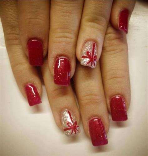 35+ Best DIY Christmas Nail Designs - HubPages