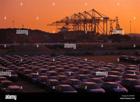 Southampton docks, cars hi-res stock photography and images - Alamy