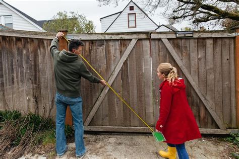 How To Fix a Sagging Gate | Vinyl gates, Dunn diy, Wood gate