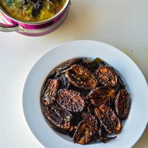 30 Minute Spicy Brinjal/Eggplant Fry – Relish The Bite