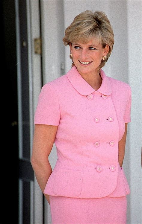 Princess Diana's Most Iconic Outfits