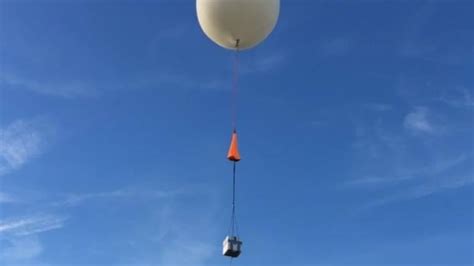 Wayward space balloon drifts across international border | CBC News