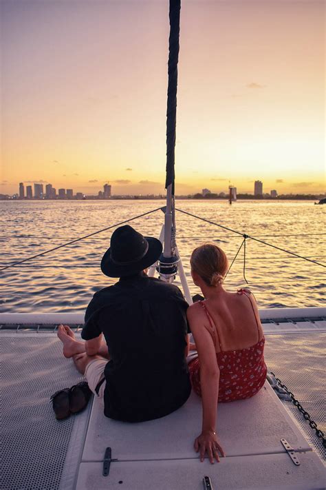 Gold Coast Sunset Cruise, Boat Hire & Charters | Sailing in Paradise