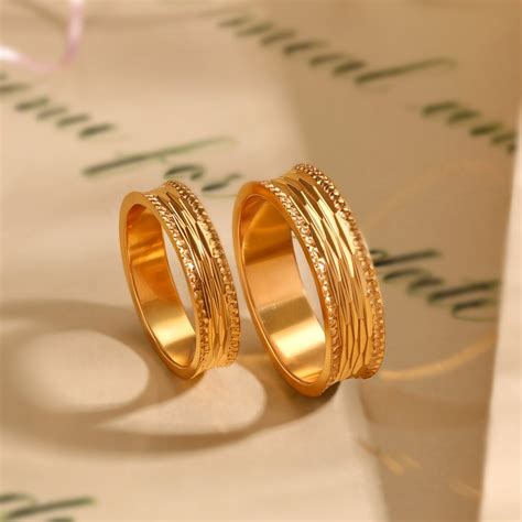 It Rings True Couple Rings