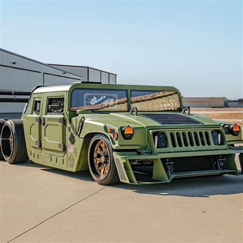 The 'World's First 6x6' Humvee Has a Hellcat V8 Under the Hood and an Aircraft Wing! - autoevolution