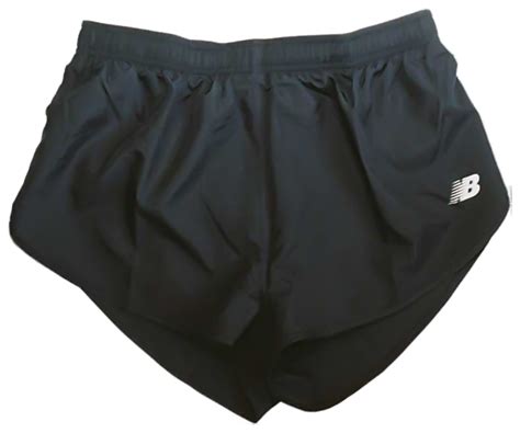 File:Running-shorts-black.png - Wikipedia