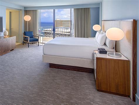 Hyatt Regency Waikiki Beach Resort & Spa (Pet-friendly) in Honolulu (HI) - Room Deals, Photos ...