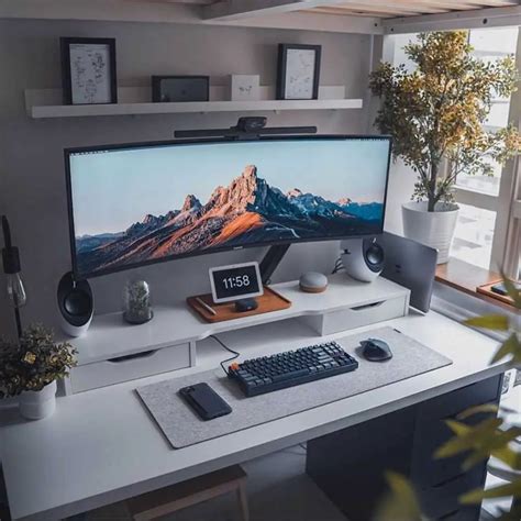 20 Best PC Desk Setups In 2021: How To Set Up Your Desk For Maximum Productivity - Knovhov.com