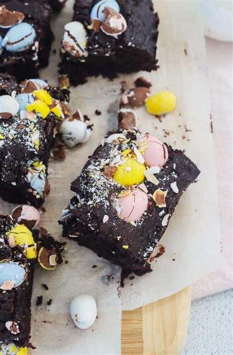 Mini Egg Brownies Made with Chocolate Cadbury Easter Eggs - Attempts At ...