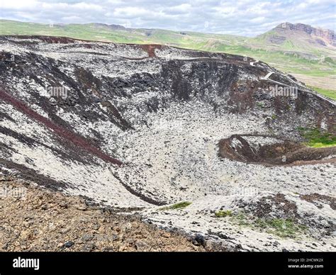 Volcano ashes hi-res stock photography and images - Alamy