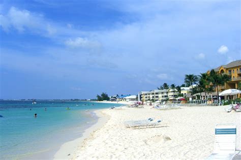 CAYMAN ISLANDS HONEYMOON - Honeymoon Destinations