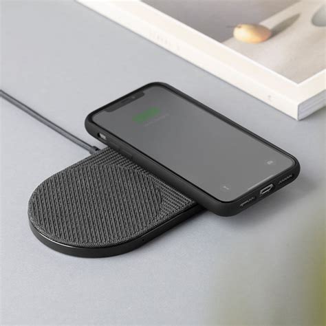 iPhone 11 / Wireless Charging