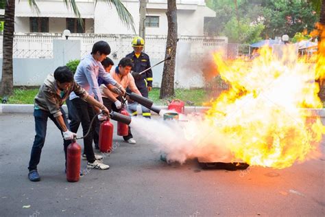 Fire fighting training practice – Stock Editorial Photo © mantinov ...