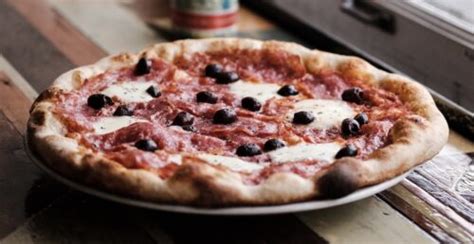 Pizza Farina will offer buy-one-get-one 50% off on Thursday | Dished