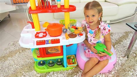 Roma and Diana Pretend Play Cooking Food Toys with Kitchen Play Set - YouTube | Pretend play ...