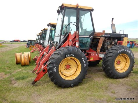 VERSATILE TRACTORS – Gratton Coulee Agri Parts