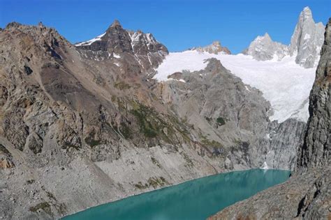 Laguna De Los Tres Hike, El Chalten (Updated 2024) - STINGY NOMADS