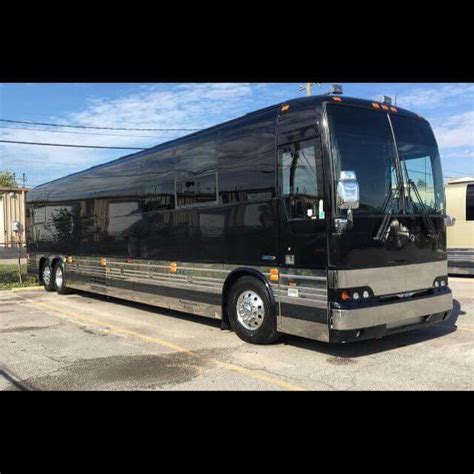 Pin by James Seidl on Tour Buses | Prevost coach, Motorcoach, Prevost