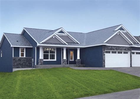 Classic Blue Vinyl Siding for Stylish Home Exterior