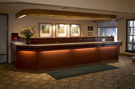 RED LION HOTEL YAKIMA CENTER $83 ($̶1̶2̶1̶) - Updated 2023 Prices & Reviews - WA