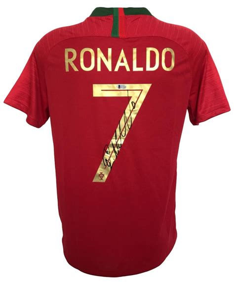 Cristiano Ronaldo Signed 2017/18 Portugal Nike Jersey (Beckett COA ...