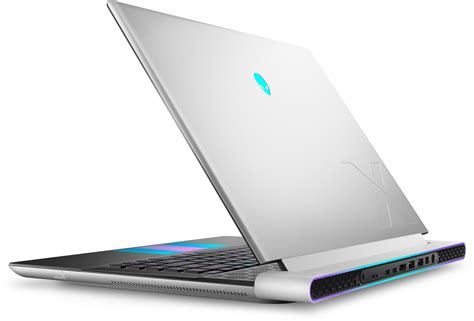 Review: Alienware x16 - NXT