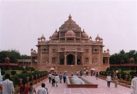 Famous Temples in Jaipur - Rajasthan Tour Planner