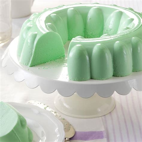 Easy Green Jello Salad Recipe The Perfect Vintage Jello Salad Filled ...