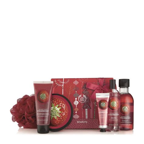 Amazon.com : The Body Shop Strawberry Deluxe Gift Set : Beauty