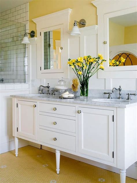 A Hint Of Yellow Bathroom Decor Pictures, Photos, and Images for ...