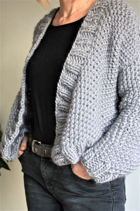 Knitting Pattern Easy Chunky Knit Cardigan Womens Cardigan - Etsy Hong Kong | Chunky knitting ...