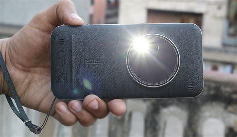 Asus Zenfone Zoom Review - Best Camera Smartphone | Techniblogic