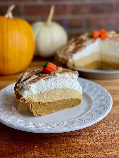 Triple Layer Pumpkin Cream Pie: a Bakery Recipe - Amycakes Bakes