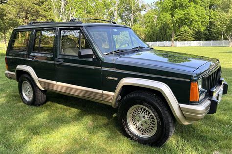 1994 Jeep Cherokee Country 4x4 for Sale - Cars & Bids