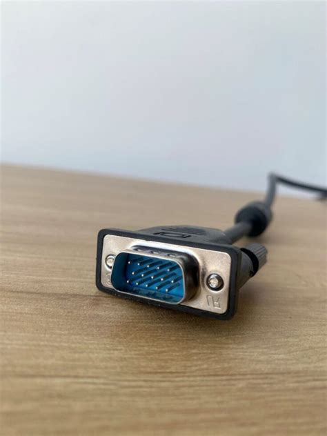 Can a VGA Cable With a Missing Pin Still Work? - PointerClicker.com