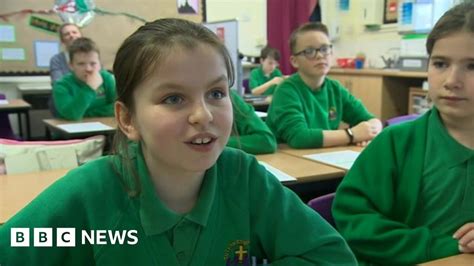 Coronavirus: Oxfordshire children prepare for school closures - BBC News