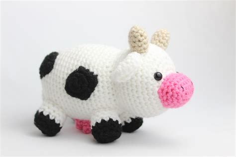 Amigurumi pattern cow Crochet cow pattern Amigurumi cow Pattern cow Cow ...