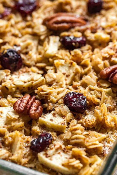 Easy Baked Oatmeal Recipe with Apples, Cranberries, and Pecans