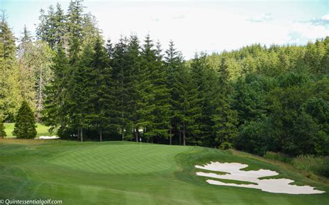 Salish Cliffs Golf Club - Quintessential Golf