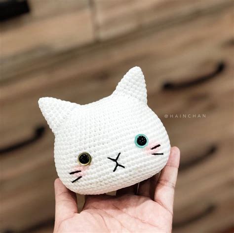 Adorable Cat Head Amigurumi Patterns For Crocheters - KnitHacker