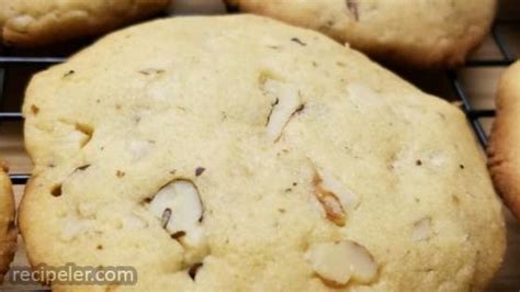 Favorite Black Walnut Cookies