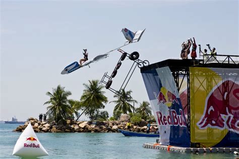 Red Bull Flugtag Comes From Singapore to Miami This Saturday – POPSOP