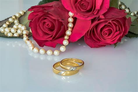 Wedding Rings Gold · Free photo on Pixabay