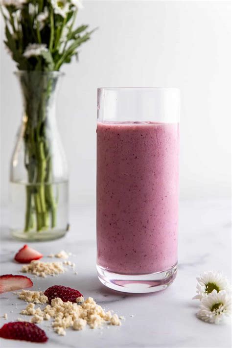 Strawberry Protein Shake - Food Faith Fitness