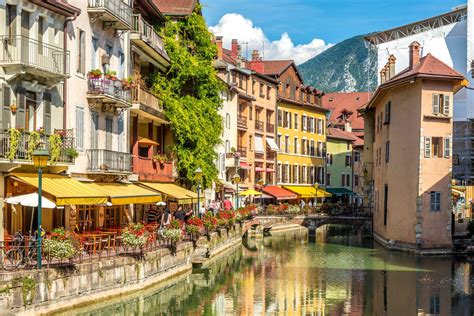 15 Best Day Trips from Lyon, France - Itinku